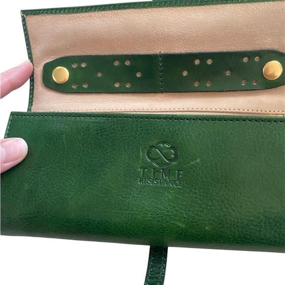 Time Resistance New Leather Green Jewelry Travel Case Madame Bovary Roll Bag - Picture 6 of 16
